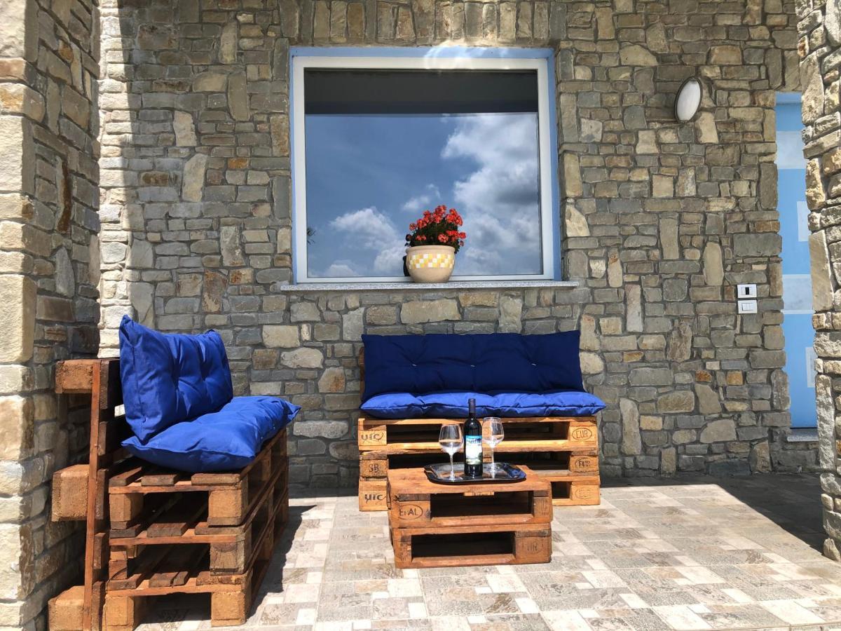 Appartamento La Casa Blu Montegrosso dʼAsti Esterno foto