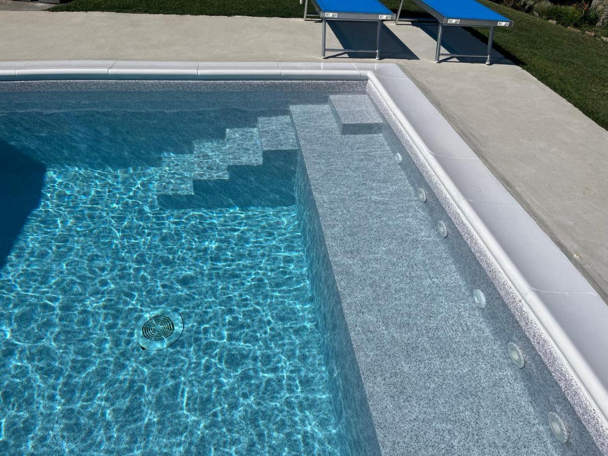 Appartamento La Casa Blu Montegrosso dʼAsti Esterno foto