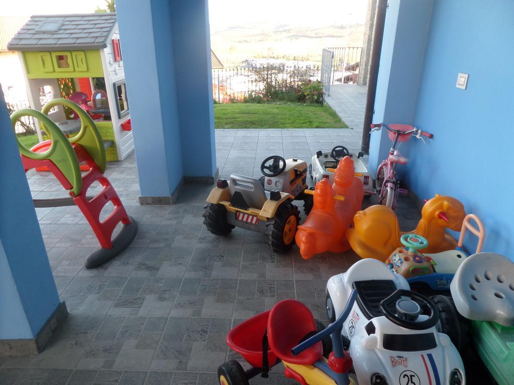 Appartamento La Casa Blu Montegrosso dʼAsti Camera foto